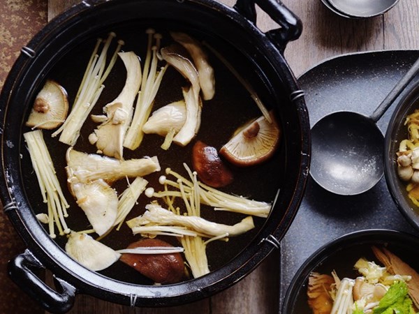 Braised beef & mushroom in ginger broth