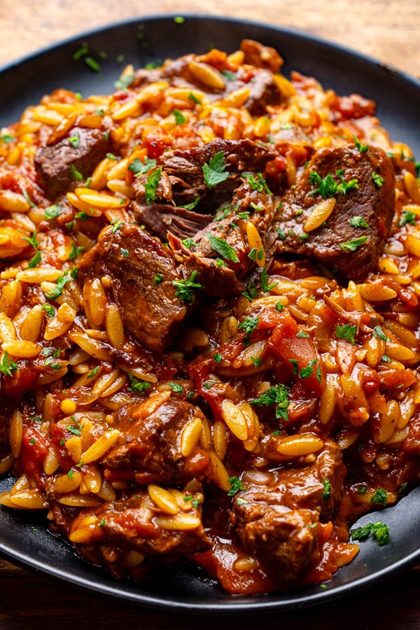 Braised beef and orzo (Beef giouvetsi)