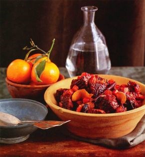 Braised beef in red wine (Stracotto di manzo)
