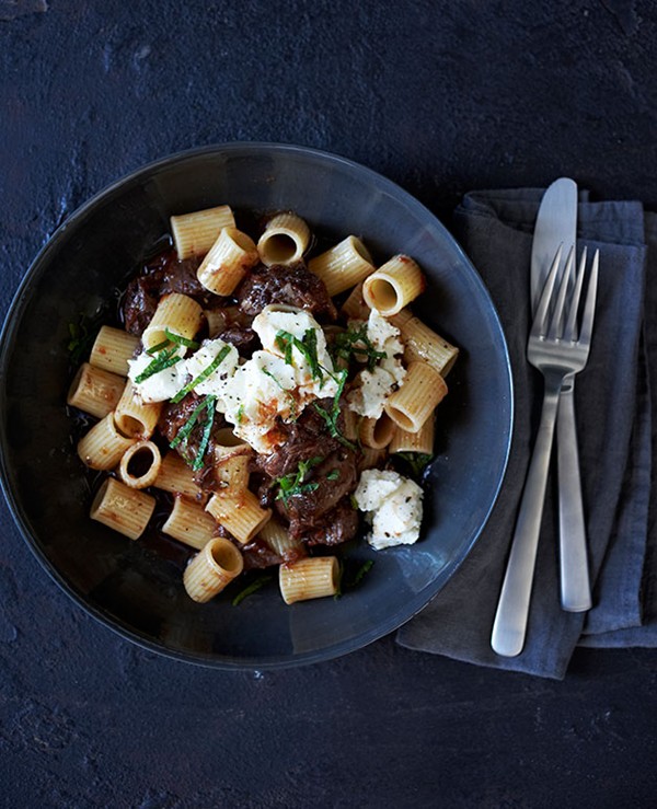 Braised beef shin with rigatoni, feta and mint 