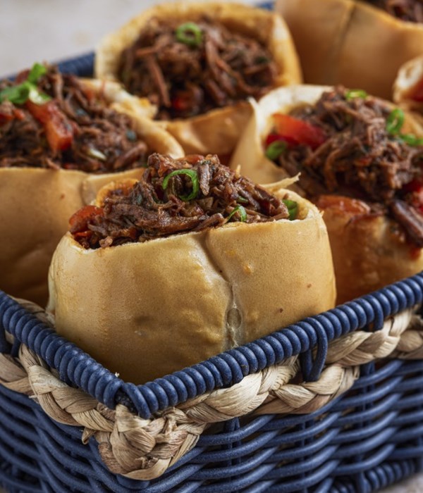 https://716f24d81edeb11608aa-99aa5ccfecf745e7cf976b37d172ce54.ssl.cf1.rackcdn.com/braised-beef-with-onions-tomato-3084667l1.jpg