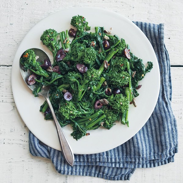 Braised broccoli rabe & olives