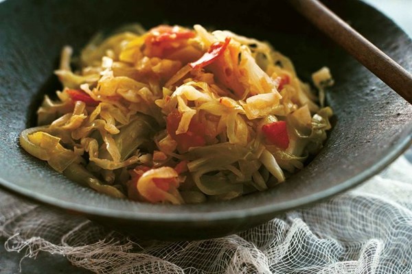 Braised cabbage