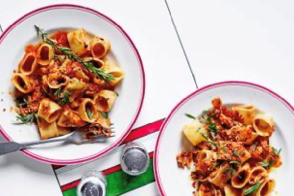Braised chicken, rosemary and chilli pasta