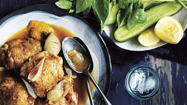 Braised chicken with chillies