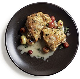 Braised chicken with Gewürztraminer and grapes