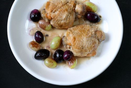 Braised chicken with Gewürztraminer and grapes