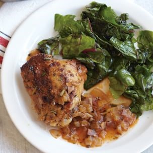 Braised chicken with onions, rosemary, and sage