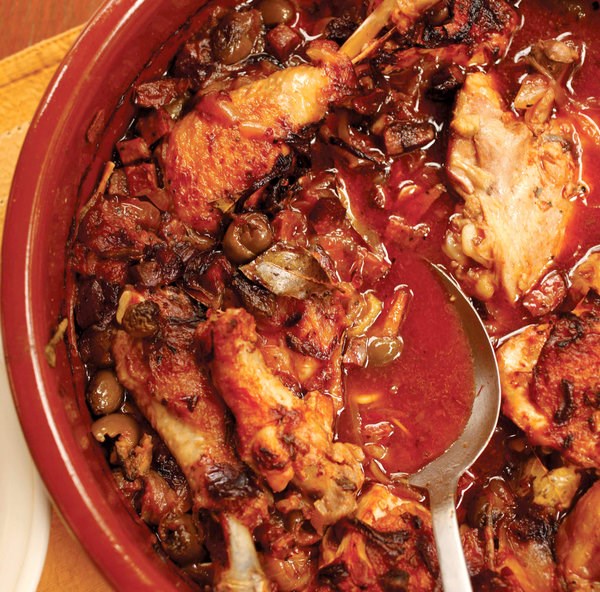Braised chicken with salami and olives