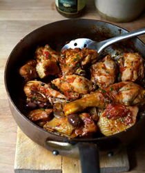 Braised chicken with tomatoes and vinegar