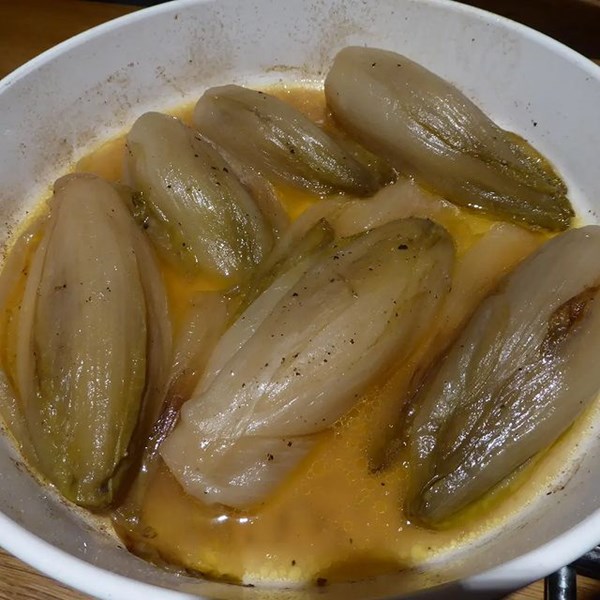 Braised chicory (Les endives braisées)
