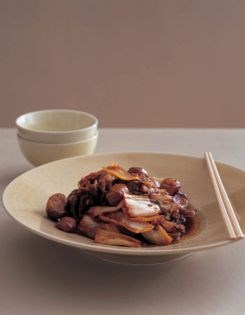 Braised Chinese cabbage with chestnuts