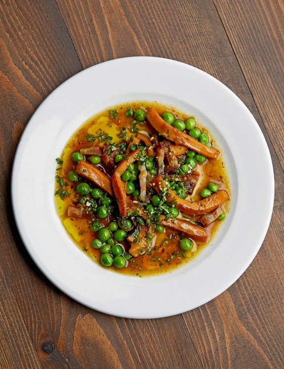 Braised cuttlefish, peas & pancetta