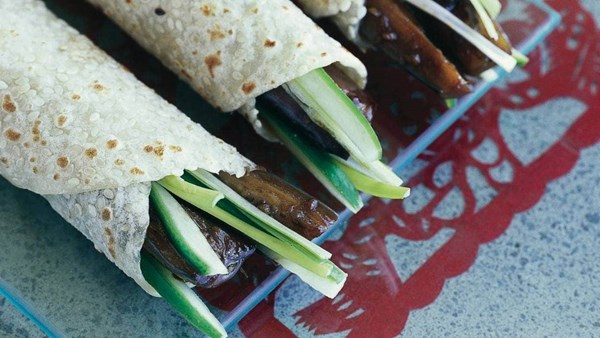 Braised eggplant rolls