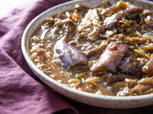 Braised eggplant with pork in Sichuan sauce 