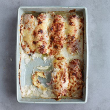 Braised endive with ham and Gruyère