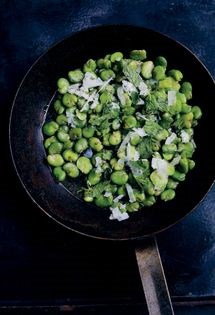 Braised fava beans, lemon, black pepper & pecorino