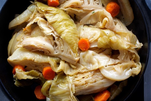 Braised green cabbage with balsamic