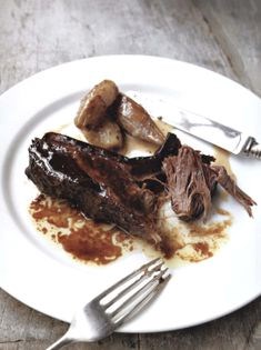Braised Jacob's ladder (short rib of organic beef) with shallots à la crème 