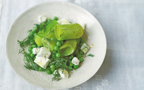 Braised leeks and peas with feta and dill
