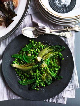 Braised lettuce and peas