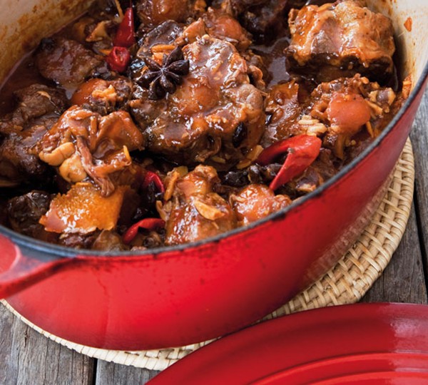 Braised oxtails with star anise
