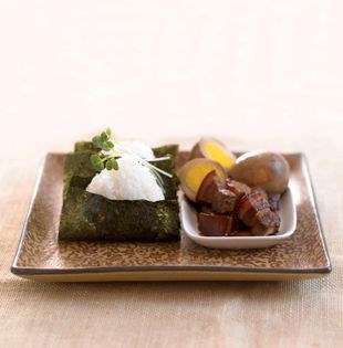 Braised pork belly onigiri
