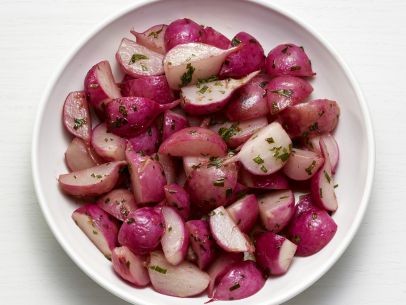Braised radishes