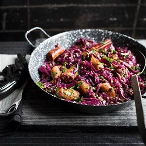Braised red cabbage, merguez sausages and lentils