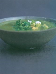 Braised scallops in spiced broth with soba noodles