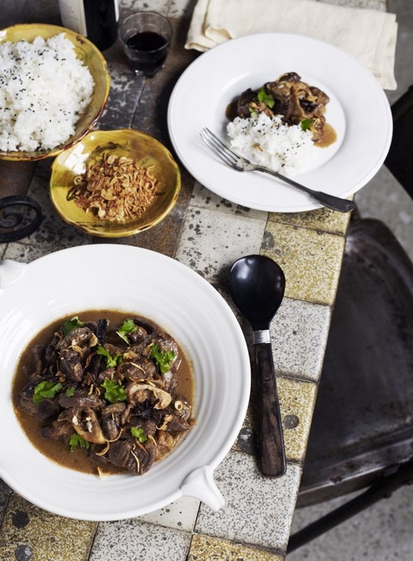 Braised shin of beef with lemongrass and coconut
