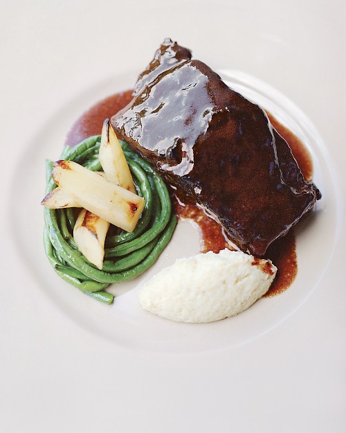 Braised short ribs
