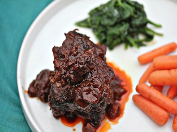 Braised short ribs with porcini-Port wine sauce