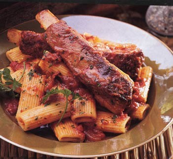 Braised spareribs with rigatoni