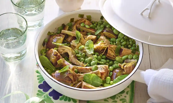 Braised spring vegetables (Vignarola)