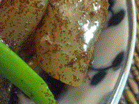 Braised tendons with dried shrimp roe (Xiāzĭ níujīn / 蝦籽牛筋)