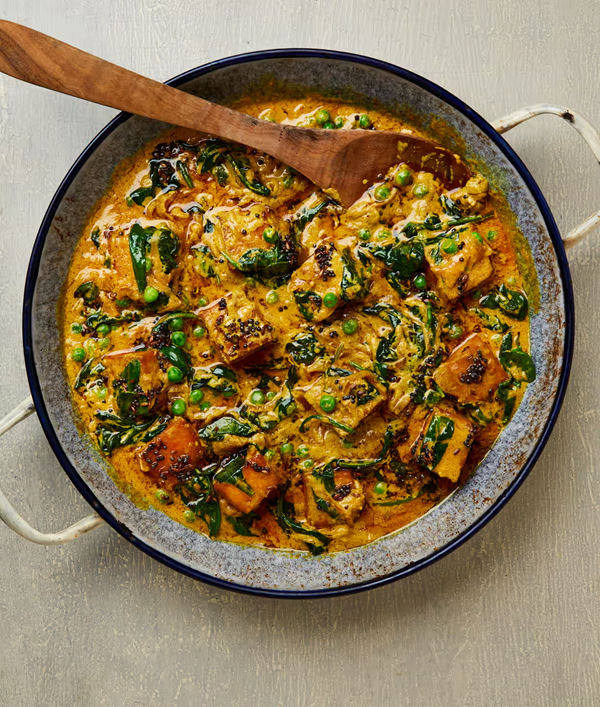 Braised tofu with sour yoghurt and spinach