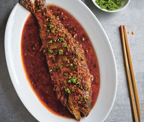Braised trout in chilli bean sauce (Dou ban yu)