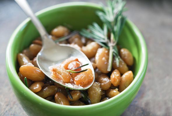 Braised white beans