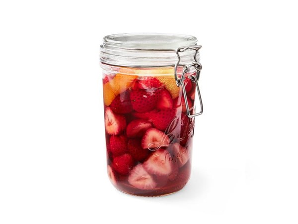 Brandied strawberries 