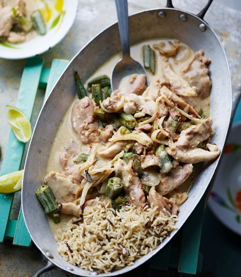 Brazilian coconut chicken curry