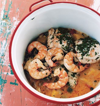 Brazilian fish stew (Moqueca capixaba)