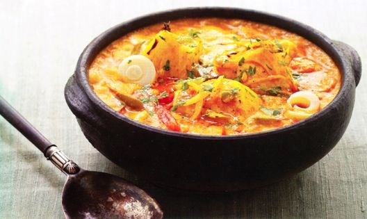 Brazilian fish stew (Moqueca de peixe)