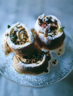 Brazo de Mercedes with passion fruit sauce