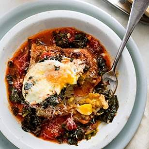 Bread & tomato soup
