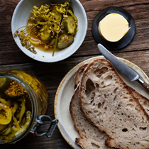 Bread and butter pickles
