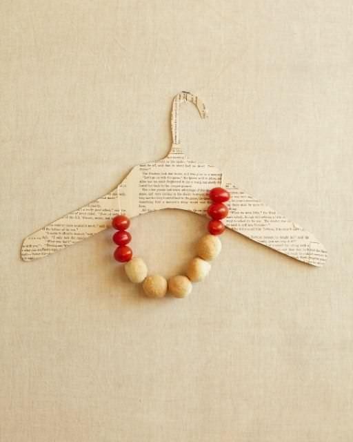 Bread and tomato necklace