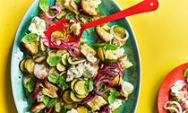 Bread, courgette and ricotta salad