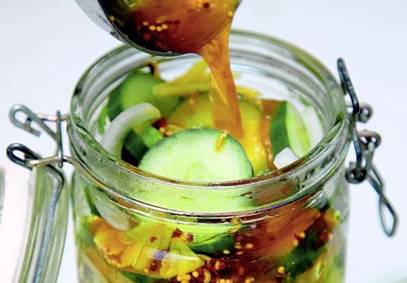 Bread 'n' butter pickles