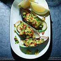 Breadcrumb, garlic and parsley butter stuffing for mussels